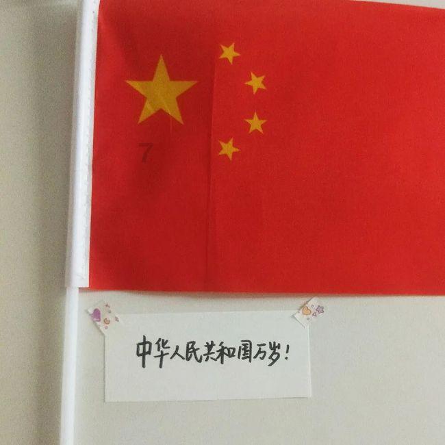 逃离春雨下的房子